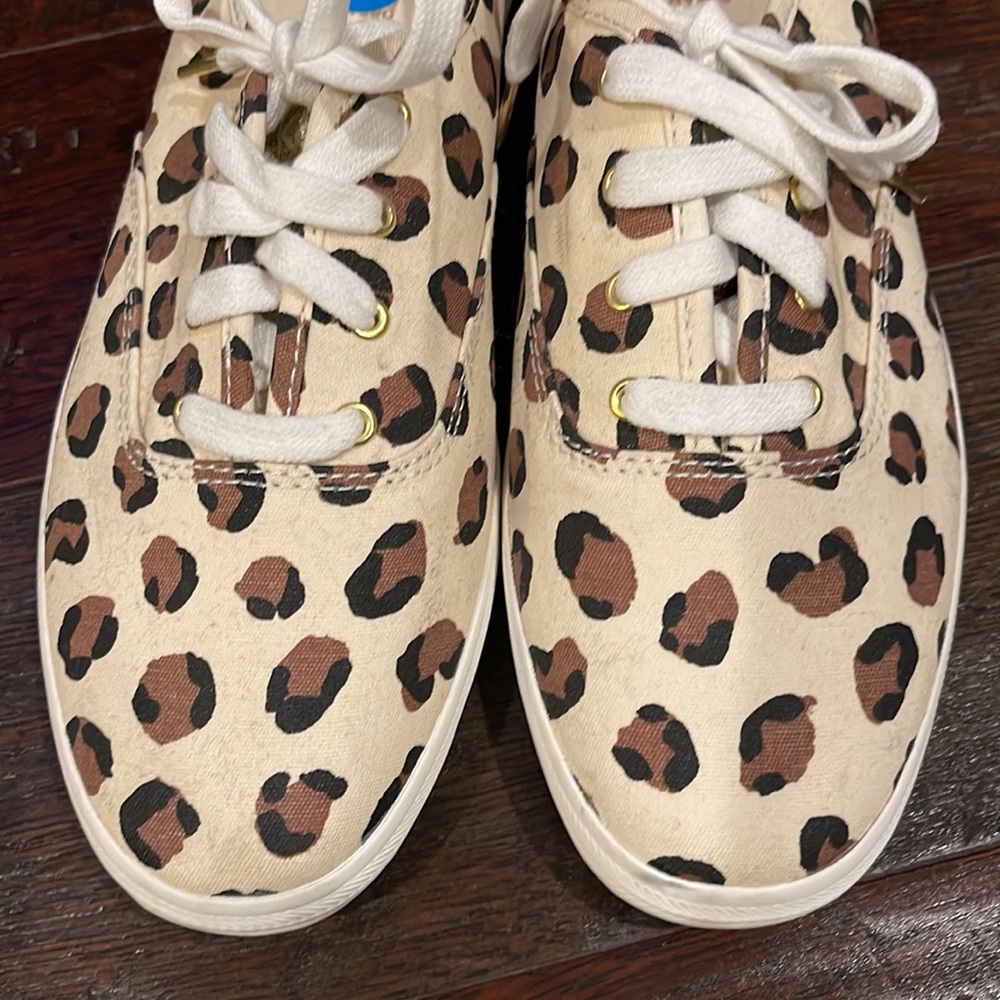 Nwot Adorable Leopard Print Keds - image 6